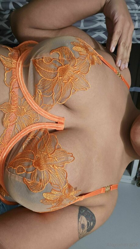 Alexav12 かわいいモデル 写真