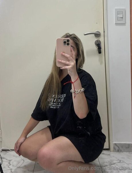 Jadeeechan ポルノスター 画像