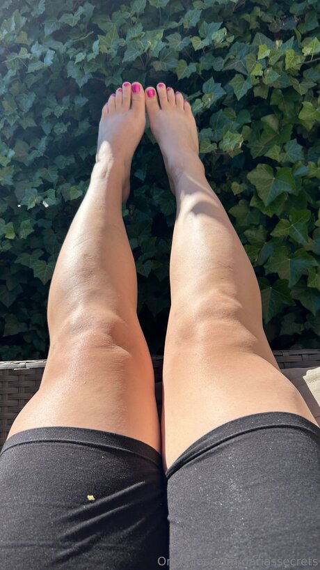 熟女 太め OnlyFans xxx 写真