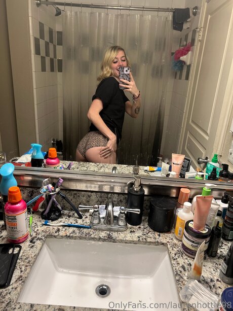 Laurenhottie98 ホットなポルノスター 写真