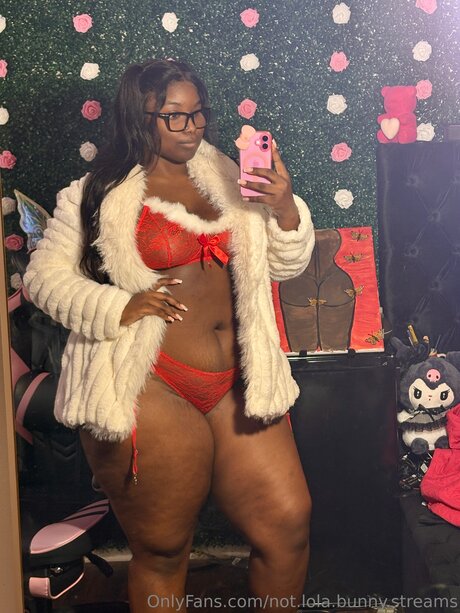 アジア人の顔射オンリーファンズ セクシーヌード ギャラリー