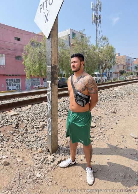 Geronimorufinoo ホットなモデル ギャラリー