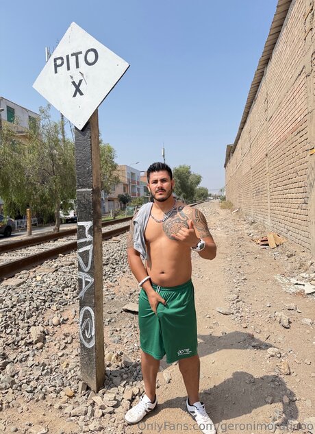 Geronimorufinoo 裸の女優 写真