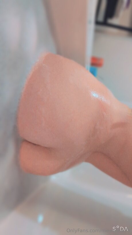 Mewmew79 トップポルノスター 画像