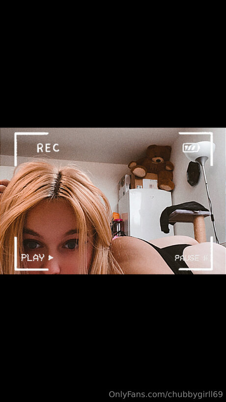 ロシアのお母さんOnlyFans ヌード 画像