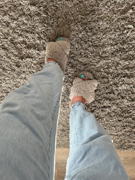 Barefootbaby1 ポルノスター エロティック 画像