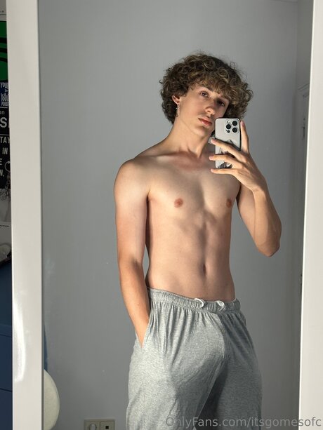 2024年のトップOnlyFans 美しいポルノ ギャラリー