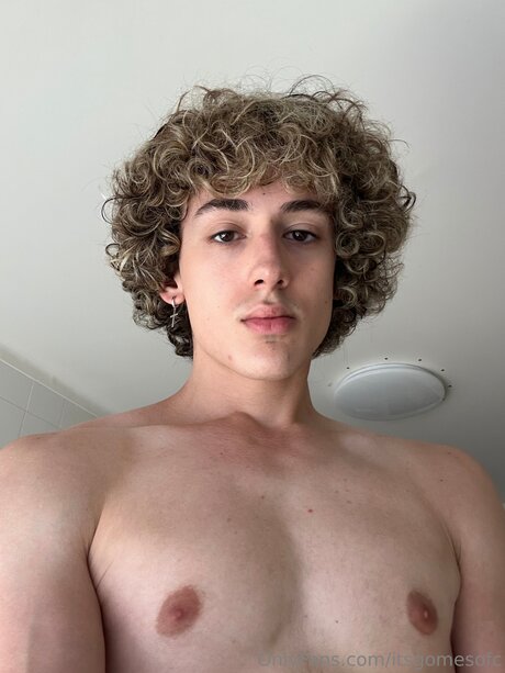 成熟した黒人女性オンリーファンズ アダルト 画像