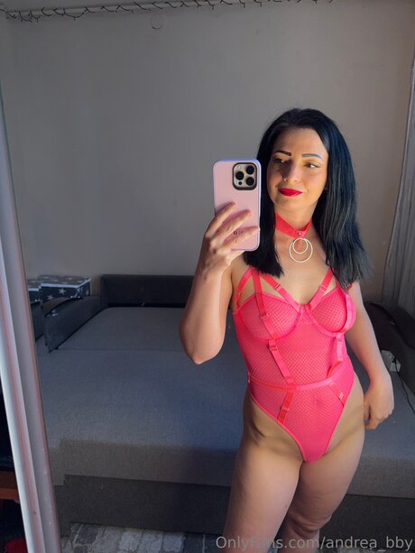 Andrea Bby ポルノスター ホット 写真