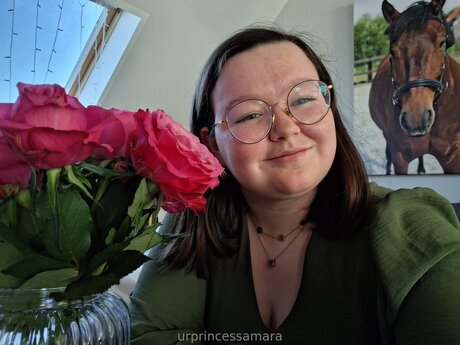 BBW フェイシャル OnlyFans ヌード 写真