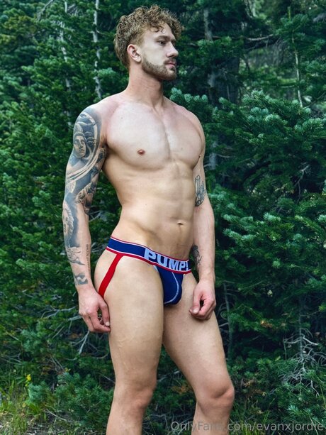 Evanxjordie ヌードモデル ギャラリー