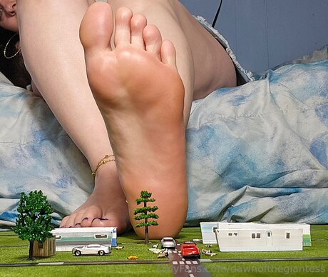 Dawnofthegiantess ポルノモデル 写真