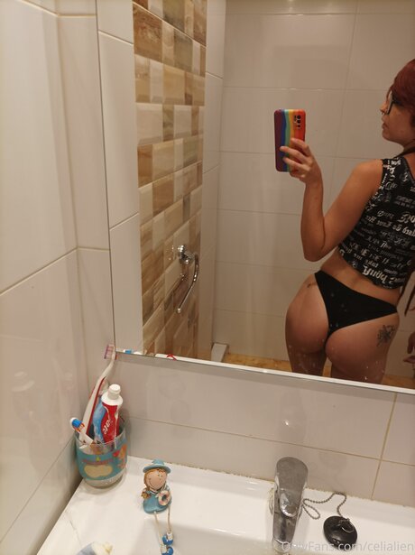 ミニドレス OnlyFans ホット 画像