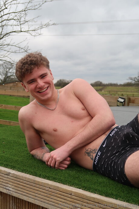 Kristian Pouncey アートモデル 写真