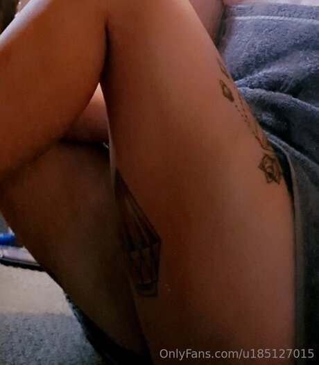 U185127015 ポルノスター ギャラリー