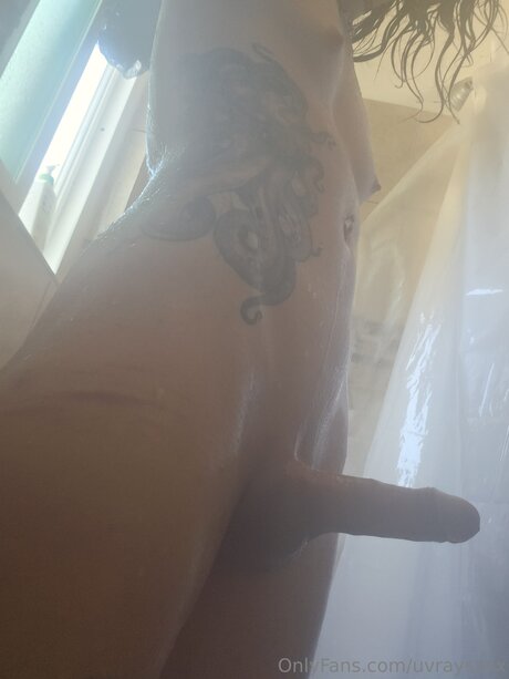 Uvraysxxx アートスター 画像