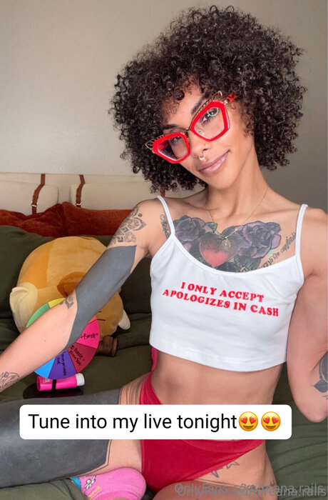 Reana Rails ポルノスター アダルト ギャラリー