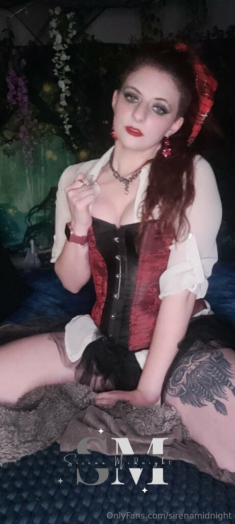 Sirenamidnight ポルノスター 美しい 画像