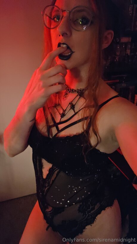 Sirenamidnight 美しいモデル 画像