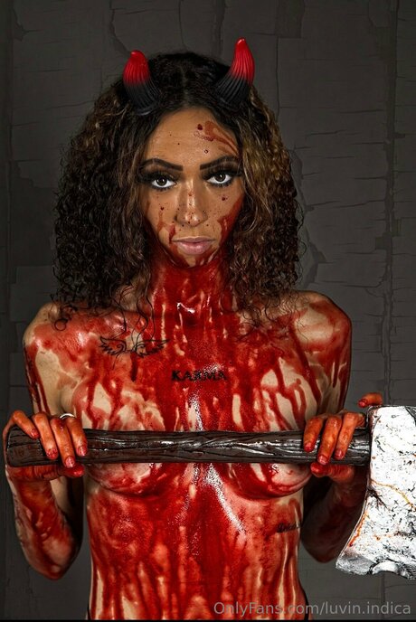 ワークアウト オンリーファンズ ヌード 写真