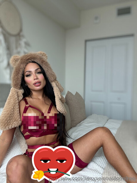 Sexyselenastonefree HDポルノスター ギャラリー