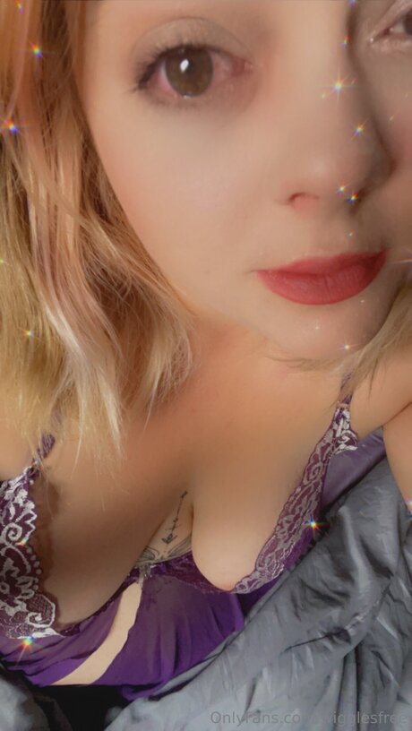 Wigglesfree セックスモデル 写真