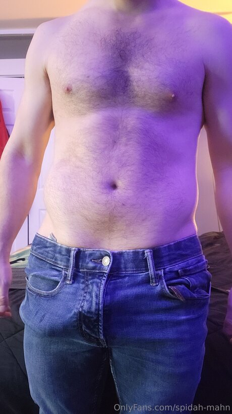 アジアンゴス オンリーファンズ 無料裸 画像