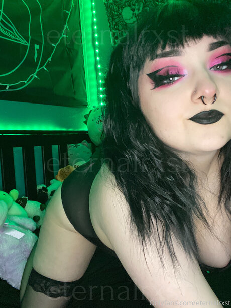 Eternalrxst セックスモデル 画像