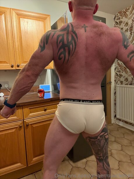 ぽっちゃり太めOnlyFans ホットセクシー 画像