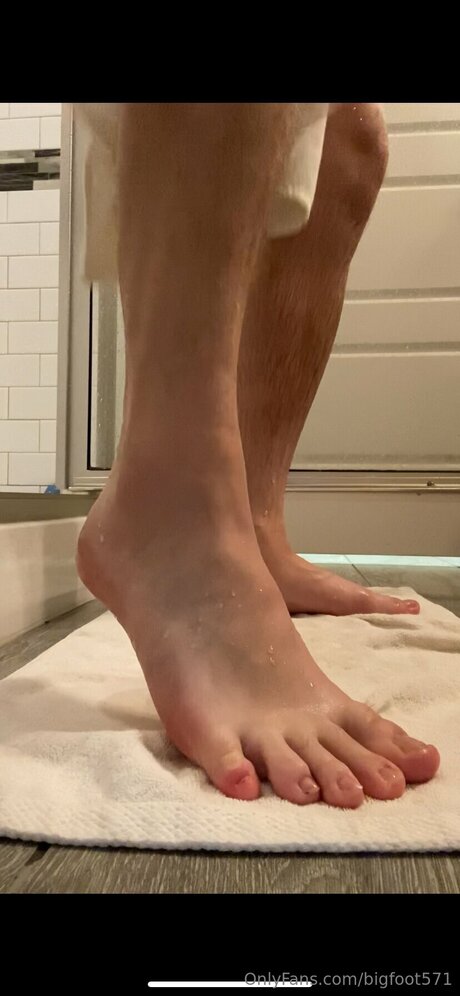 曲線美のクーガーOnlyFans HD ギャラリー