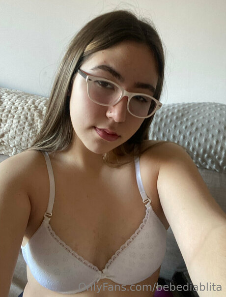 アンバー・オンリーファンズ 無料 写真