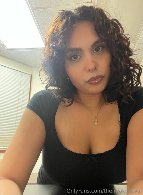 アラブのティーンズオンリーファンズ ポルノ 写真