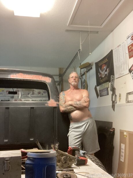 U13695137 ポルノ女優 画像