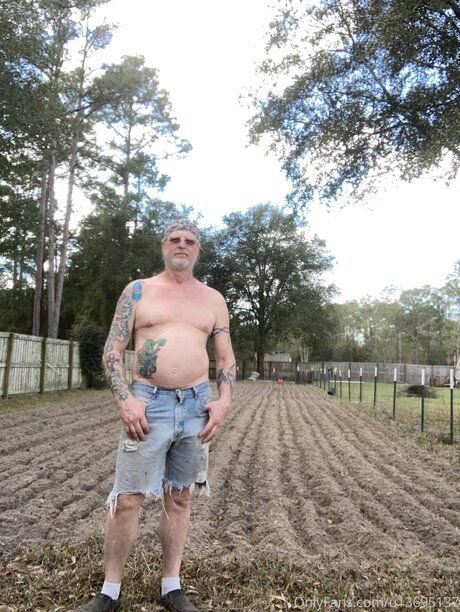 U13695137 ヌードのポルノスター ギャラリー