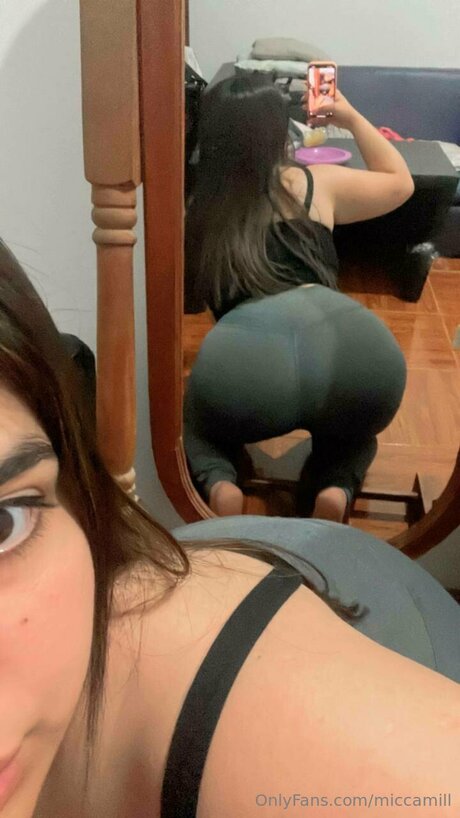 Miccamill 無料女優 写真