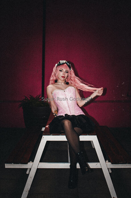 Sugar Rush Goddess ポルノスター 裸 写真