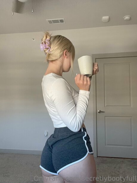 フィットネス xxx onlyfans ホットポルノ 画像