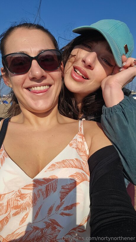 Nortynorthener アダルトスター 写真