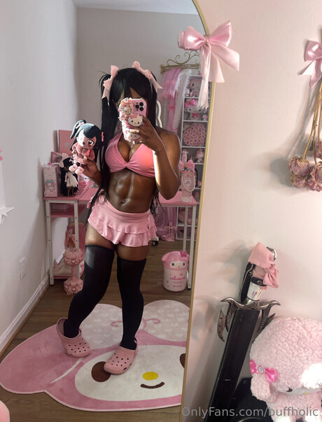 Buffholic XXXモデル 画像