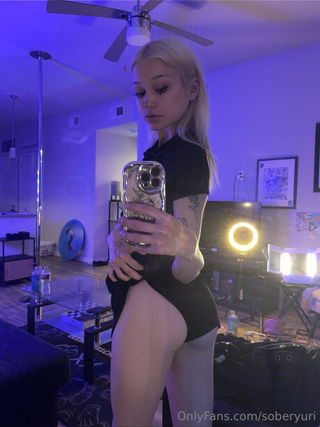 黒猫のOnlyFans 美しい裸 写真