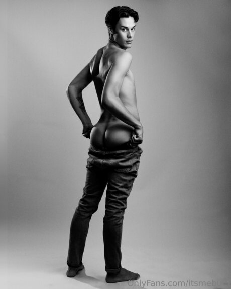 Itsmebum アダルトスター 画像