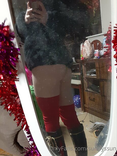 Sunnyssun ホットなスター 写真