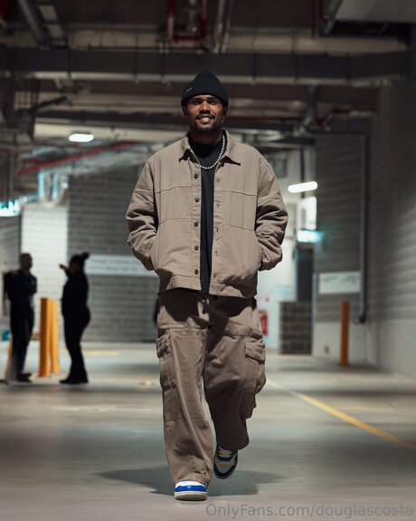 肉厚マンコオンリーファンズ 限定 画像