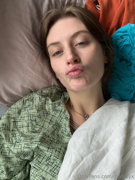 Pinkdoorbel 裸のポルノスター 画像