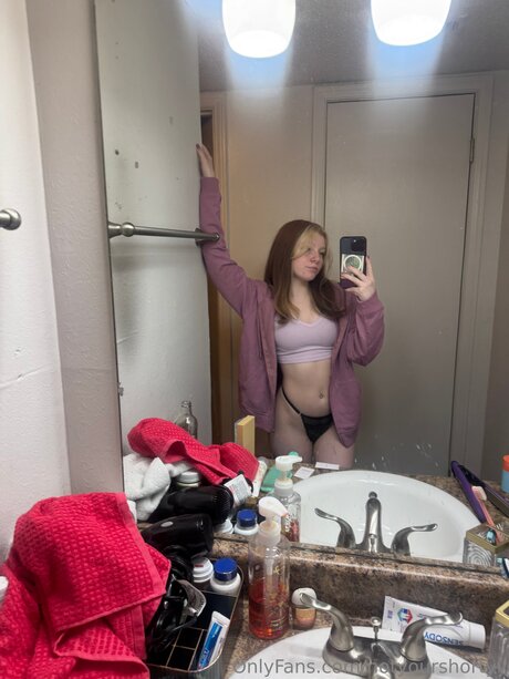 Notyourshortyy 素敵な女優 写真