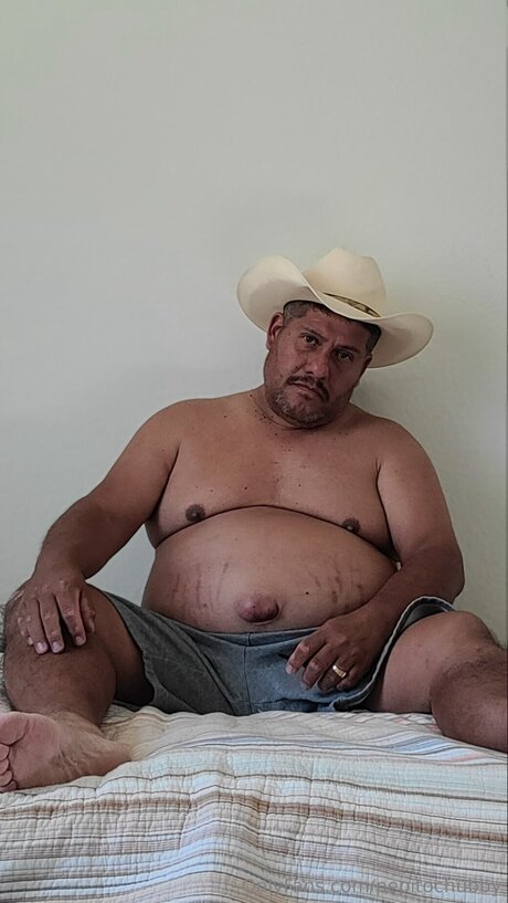 裸の熟女オンリーファンズ エロチック 写真