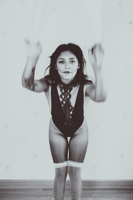 アンバー・オンリーファンズ ポルノグラフィック ギャラリー