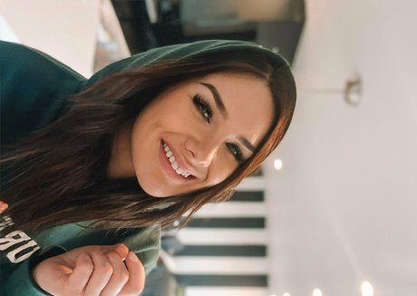 nzgirl97 女優 写真