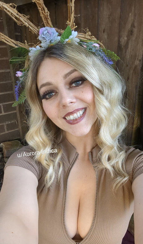 Aurora Indica 無料モデル 写真