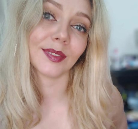 金髪クーガーオンリーファンズ ポルノ 画像